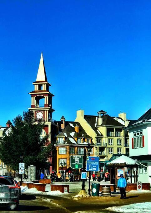 Condo Entier, Fully Equiped Pool And Spa Only In Summer Mont-Tremblant Exteriör bild